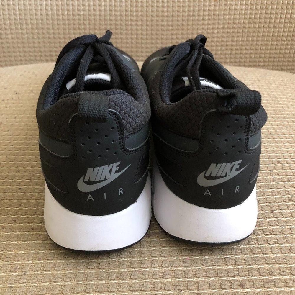 mens black and green nikes